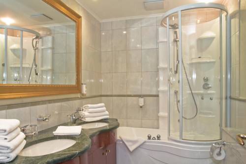 Imagen de la habitación del Hotel Seetelhotel Ostseeresidenz Heringsdorf. Foto 15