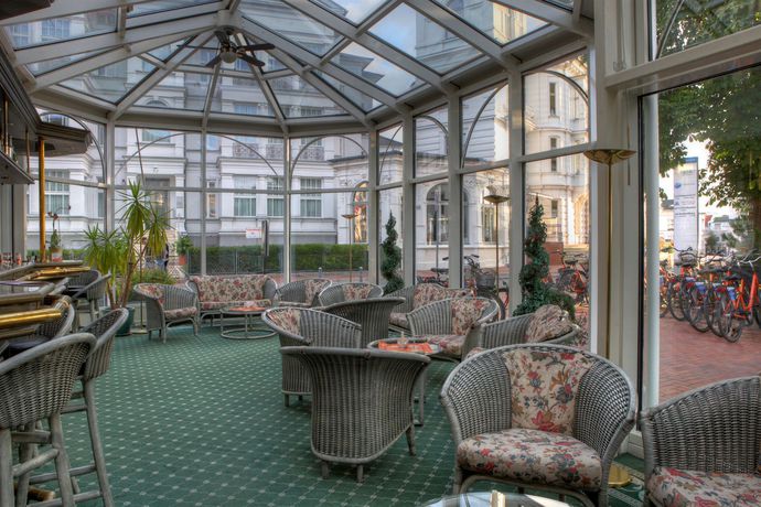 Imagen de los interiores del Hotel Seetelhotel Pommerscher Hof. Foto 15