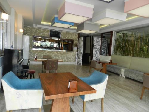Imagen general del Hotel Sefa 2 &Ccedil;orlu. Foto 3