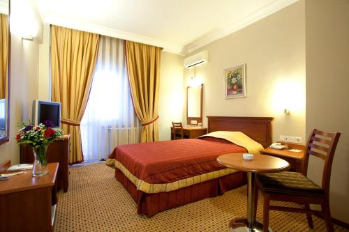 Imagen general del Hotel Sefa 2 &Ccedil;orlu. Foto 10