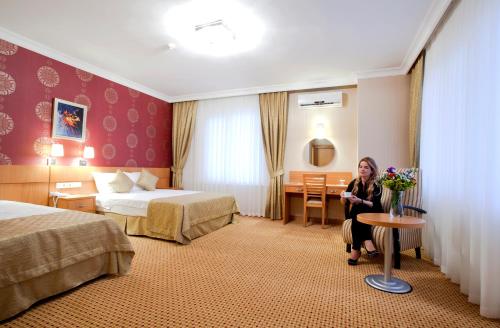 Imagen de la habitación del Hotel Sefa 2 &Ccedil;orlu. Foto 19