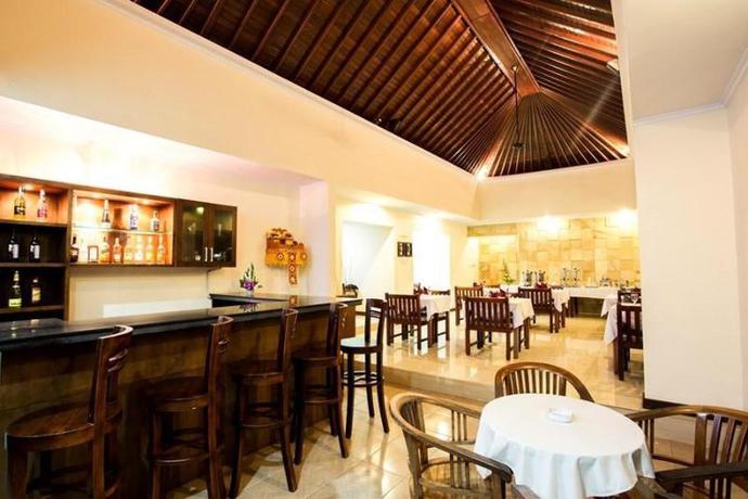 Imagen del bar/restaurante del Hotel Segara Agung. Foto 5