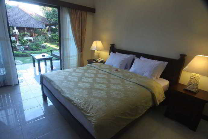 Imagen de la habitación del Hotel Segara Agung. Foto 7