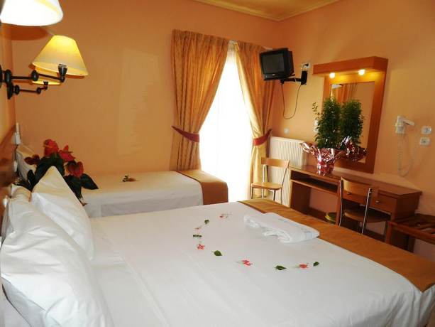 Imagen de la habitación del Hotel Segas, Loutraki. Foto 11