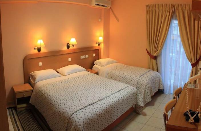 Imagen de la habitación del Hotel Segas, Loutraki. Foto 14