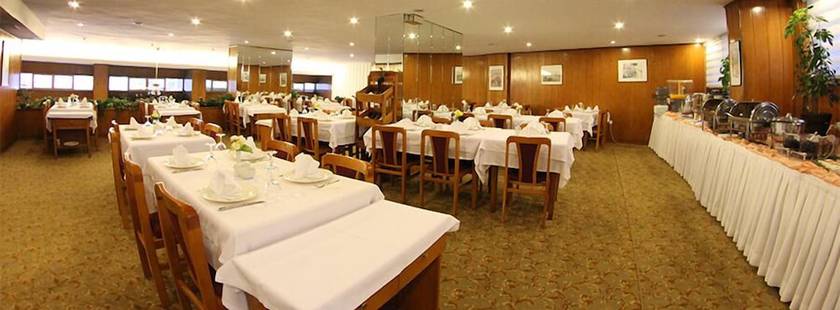 Imagen del bar/restaurante del Hotel Segmen, &Ccedil;ankaya. Foto 4