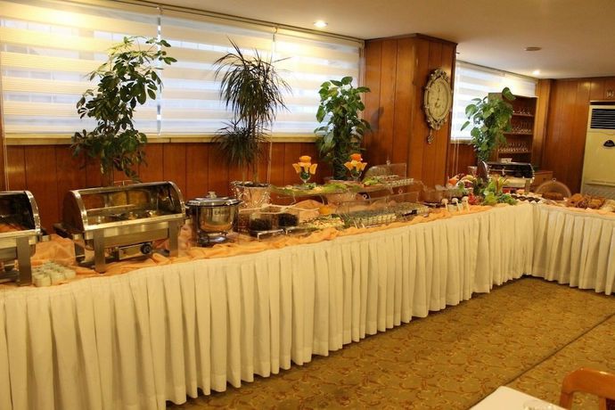 Imagen del bar/restaurante del Hotel Segmen, &Ccedil;ankaya. Foto 6