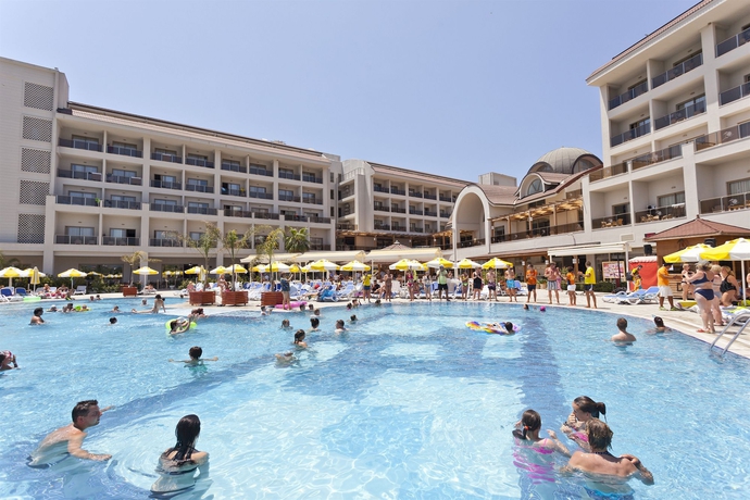 Imagen de la piscina del Hotel Seher Sun Palace Resort and Spa - All Inclusive. Foto 13