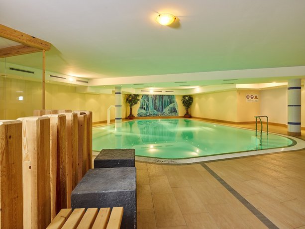 Imagen de la piscina del Hotel Seiblishof Superior Ischgl. Foto 11