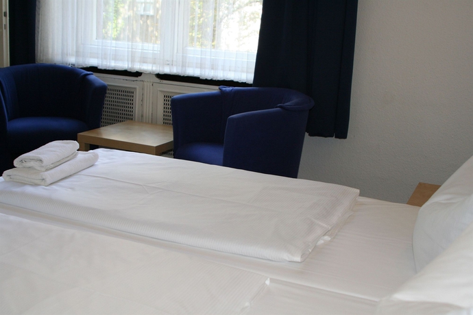 Imagen de la habitación del Hotel Seifert Berlin am Kurf&uuml;rstendamm. Foto 6