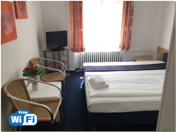 Imagen de la habitación del Hotel Seifert Berlin am Kurf&uuml;rstendamm. Foto 9