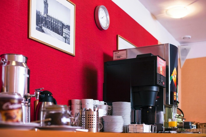 Imagen del bar/restaurante del Hotel Seifert. Foto 2