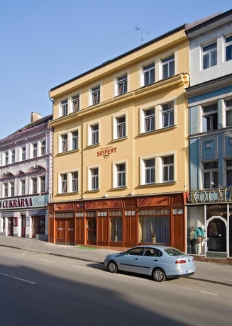 Imagen de los exteriores del Hotel Seifert, Praga. Foto 10