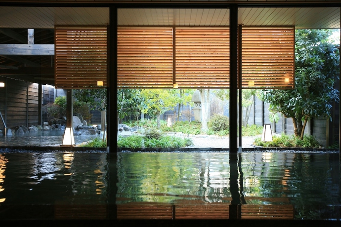 Imagen de los interiores del Hotel Seifuen. Foto 16
