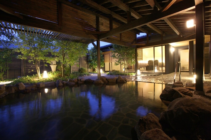 Imagen de los interiores del Hotel Seifuen. Foto 17