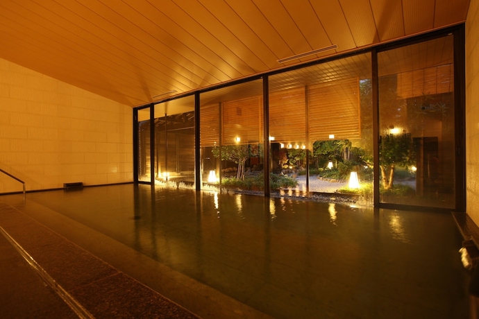 Imagen de los interiores del Hotel Seifuen. Foto 18