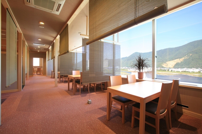 Imagen del bar/restaurante del Hotel Seifuen. Foto 3