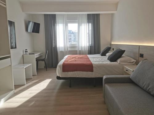 Imagen de la habitación del Hotel Seijo. Foto 15