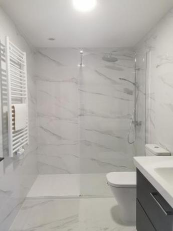 Imagen de la habitación del Hotel Seijo. Foto 17