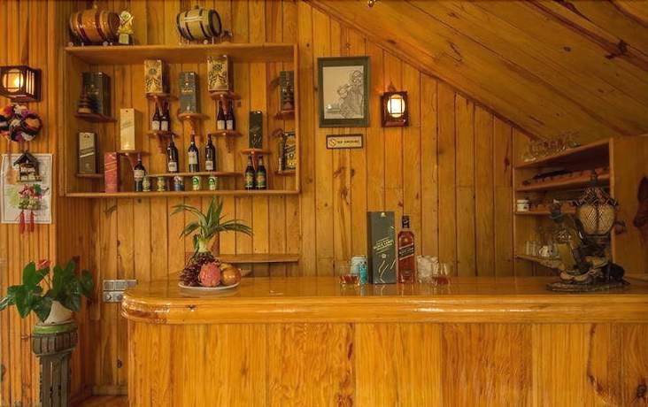 Imagen del bar/restaurante del Hotel Seint. Foto 5