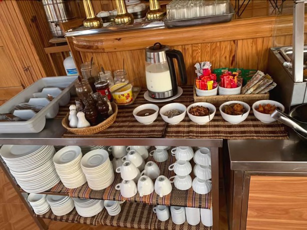 Imagen del bar/restaurante del Hotel Seint. Foto 6