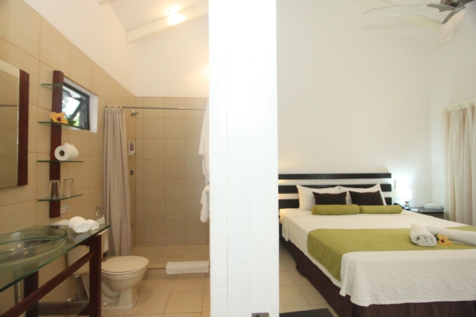 Imagen de la habitación del Hotel Seis Playas. Foto 5