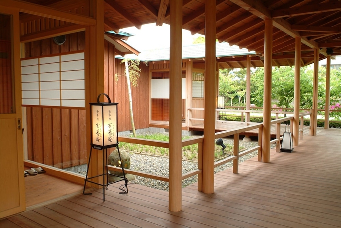 Imagen de los interiores del Hotel Seishohtei Shirasuna. Foto 16