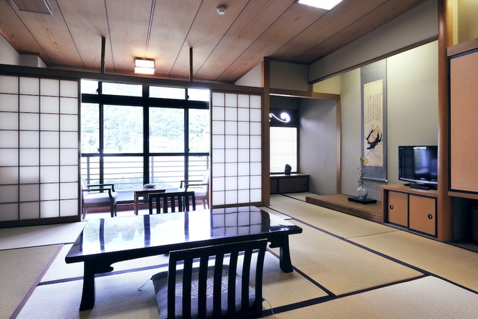 Imagen de la habitación del Hotel Seishounagon. Foto 9