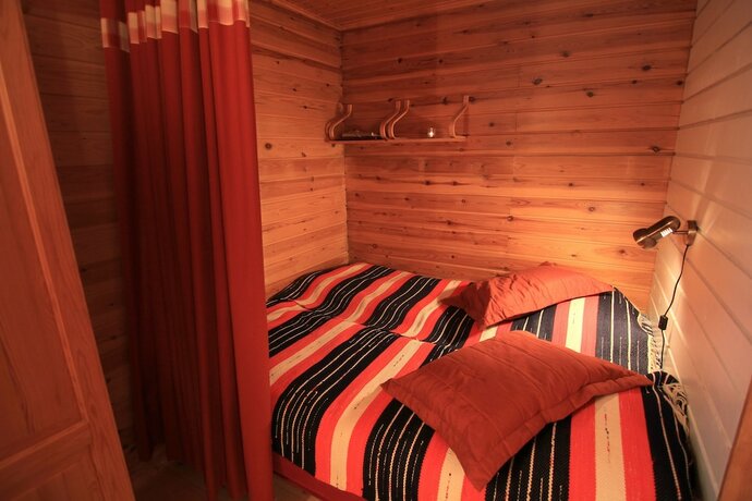 Imagen de la habitación del Hotel Seita Cabins. Foto 20