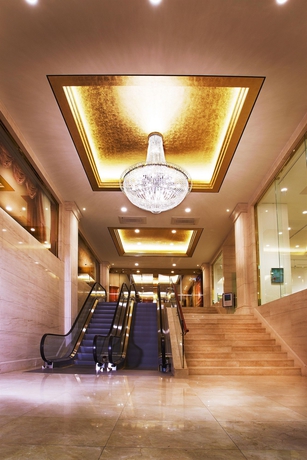 Imagen de los interiores del Hotel Sejong. Foto 13