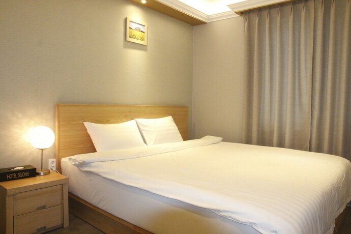 Imagen de la habitación del Hotel Sejong, Jeju. Foto 16
