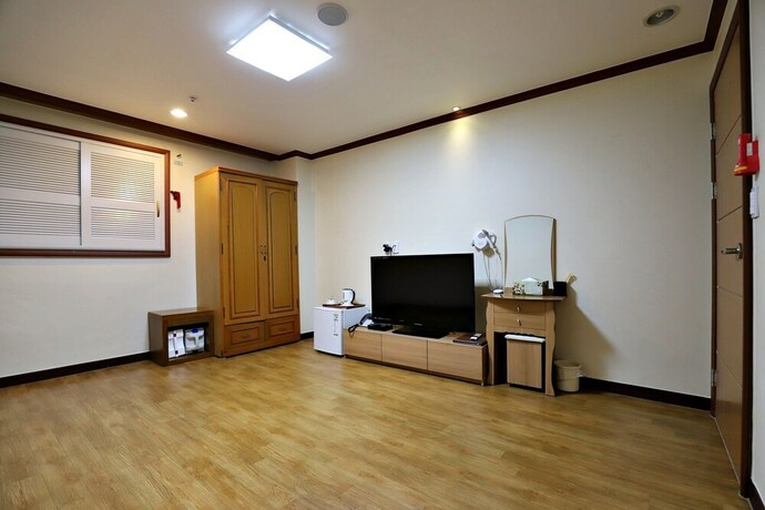 Imagen de la habitación del Hotel Sejong Spatel. Foto 6