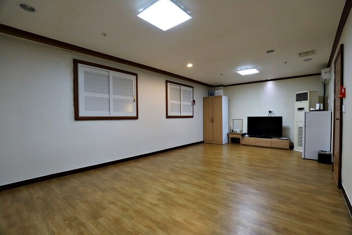 Imagen de la habitación del Hotel Sejong Spatel. Foto 11
