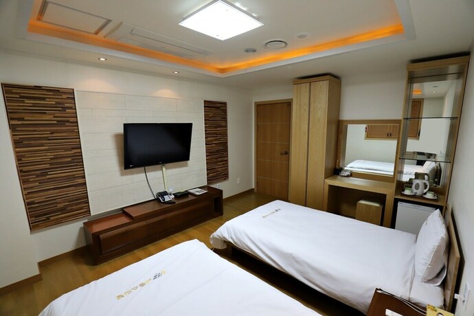 Imagen de la habitación del Hotel Sejong Spatel. Foto 14