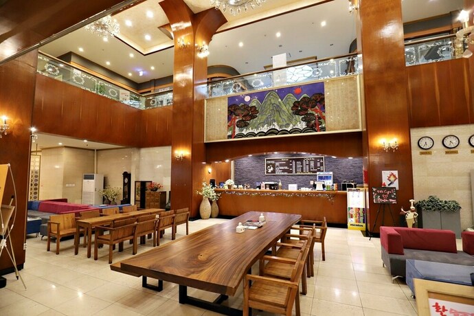 Imagen de los interiores del Hotel Sejong Spatel. Foto 20