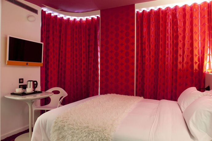 Imagen de la habitación del Hotel Sejour BeauBourg. Foto 13