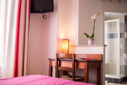 Imagen de la habitación del Hotel Sejour Fleuri. Foto 2