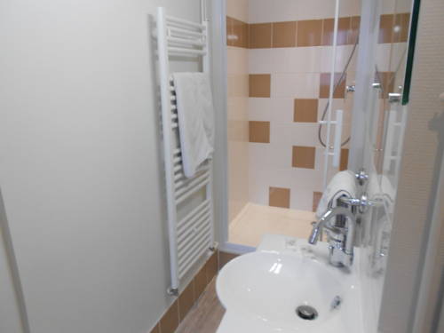 Imagen de la habitación del Hotel Sejour Fleuri. Foto 15