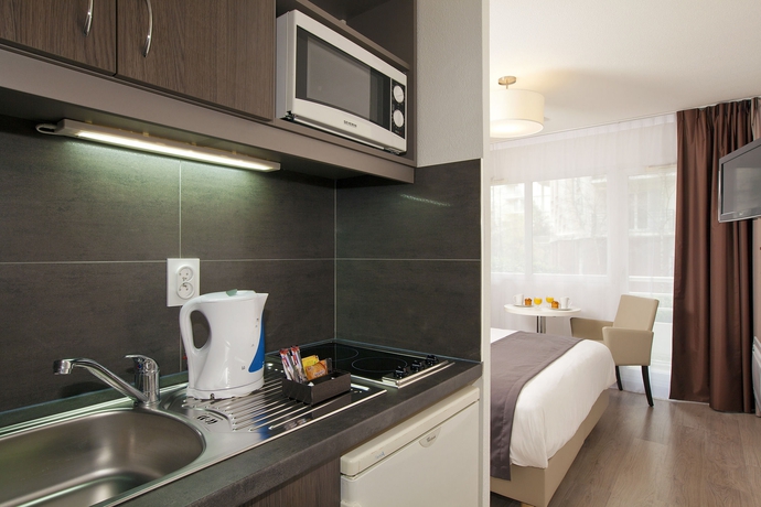 Imagen de la habitación del Hotel Sejours Et Affaires Courbevoie Grande Arche. Foto 13