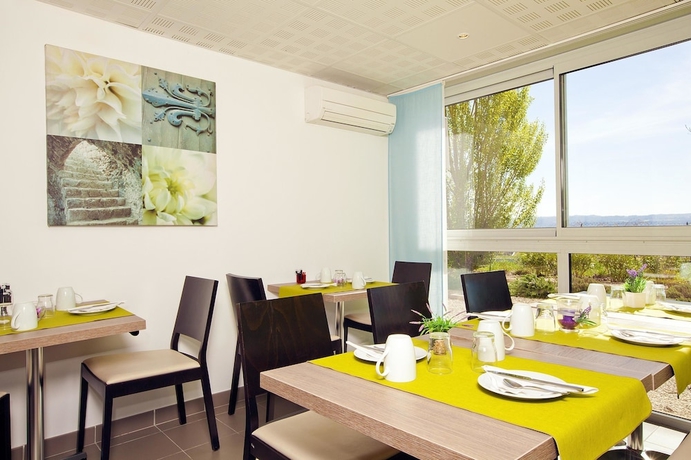 Imagen del bar/restaurante del Hotel Sejours and Affaires Manosque Moulin Neuf. Foto 5