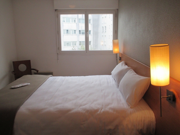 Imagen de la habitación del Hotel Sejours and Affaires Orleans Jeanne D'arc. Foto 5