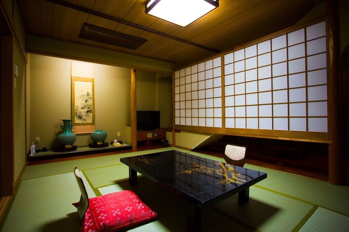 Imagen de la habitación del Hotel Sekitei, Fuefuki. Foto 11