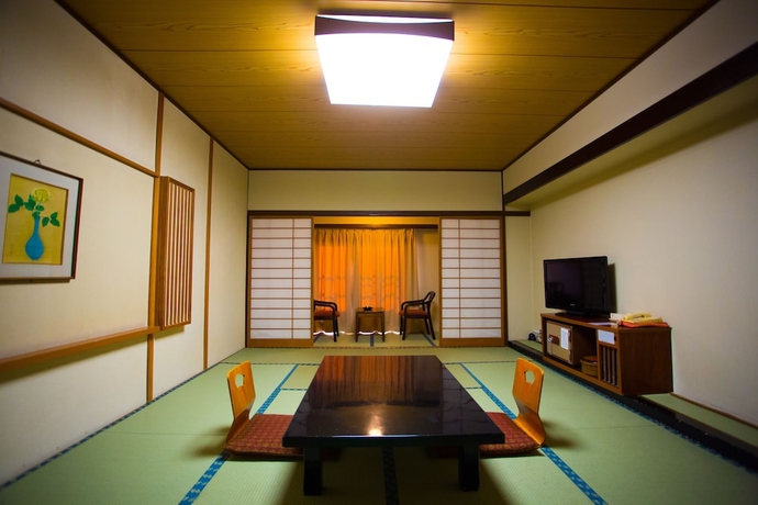 Imagen de la habitación del Hotel Sekitei, Fuefuki. Foto 14