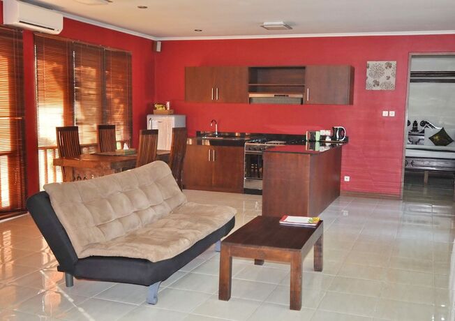 Imagen de la habitación del Hotel Sekuta Condo Suites. Foto 19