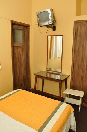 Imagen de la habitación del Hotel Selby. Foto 5