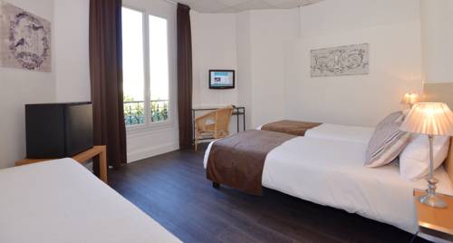 Imagen de la habitación del Hotel Select, BEAULIEU SUR MER. Foto 2