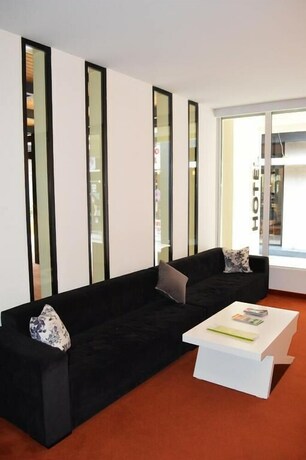Imagen de los interiores del Hotel Select City Center. Foto 23