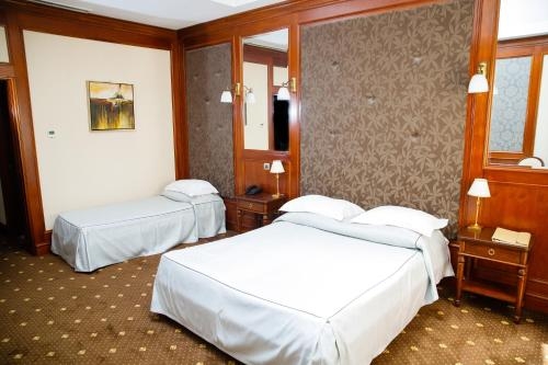 Imagen de la habitación del Hotel Select, Iasi. Foto 7