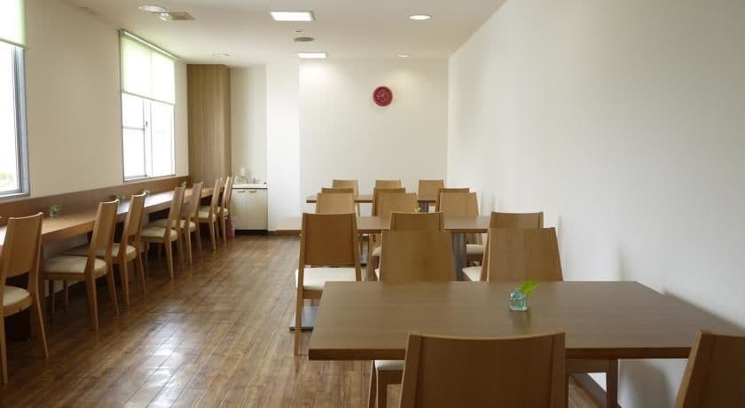 Imagen del bar/restaurante del Hotel Select Inn Shikoku Chuo. Foto 5