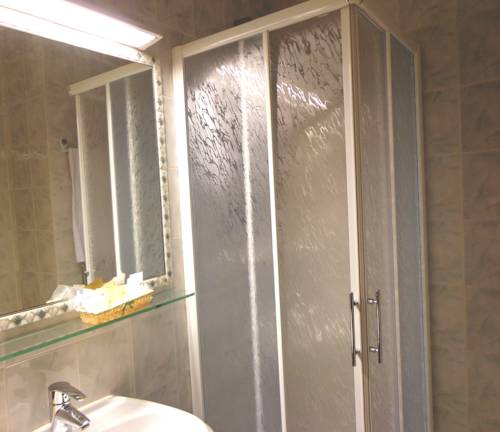 Imagen de la habitación del Hotel Select, Montecchio Emilia. Foto 15